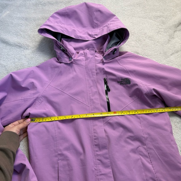 The North Face Women's Purple Jacket - Picture 14 of 15